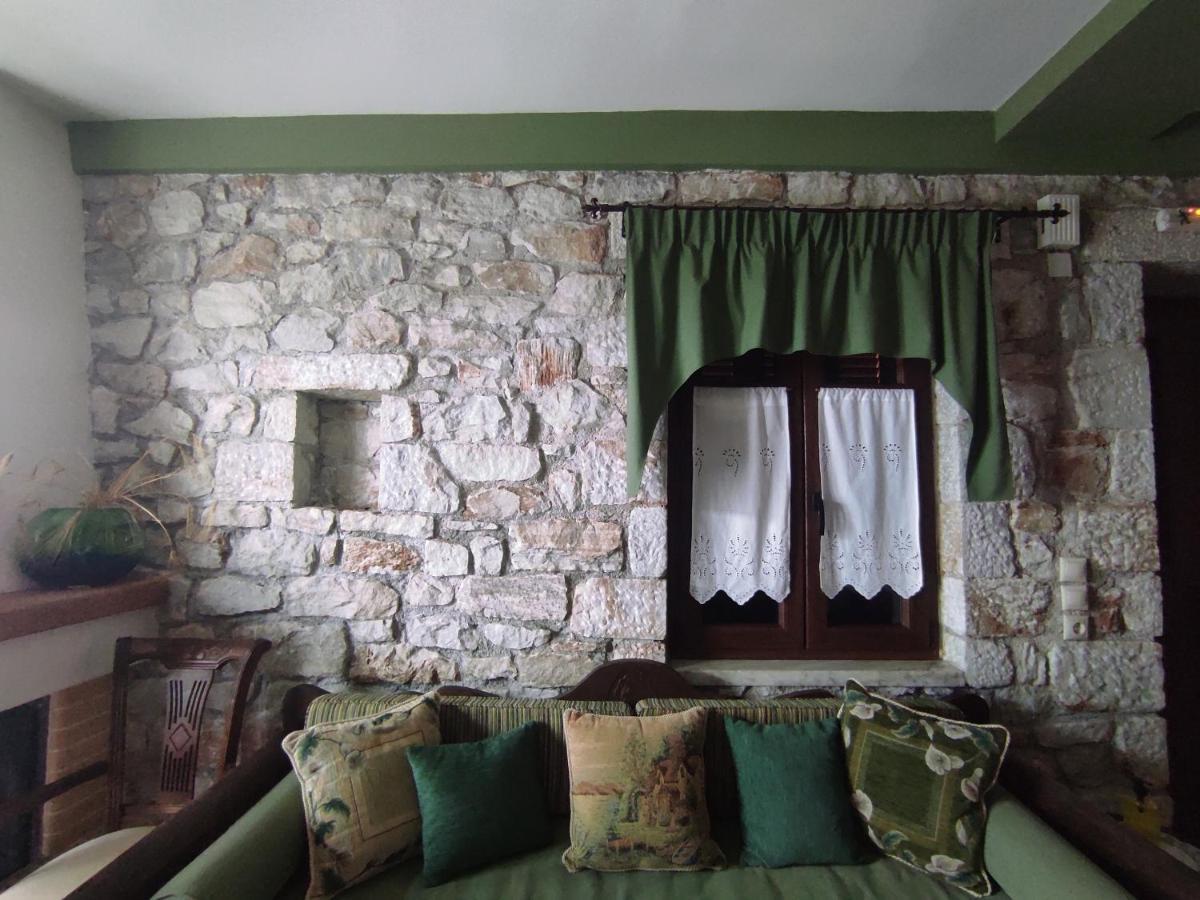 Meterizi Guesthouse Varvítsa Esterno foto